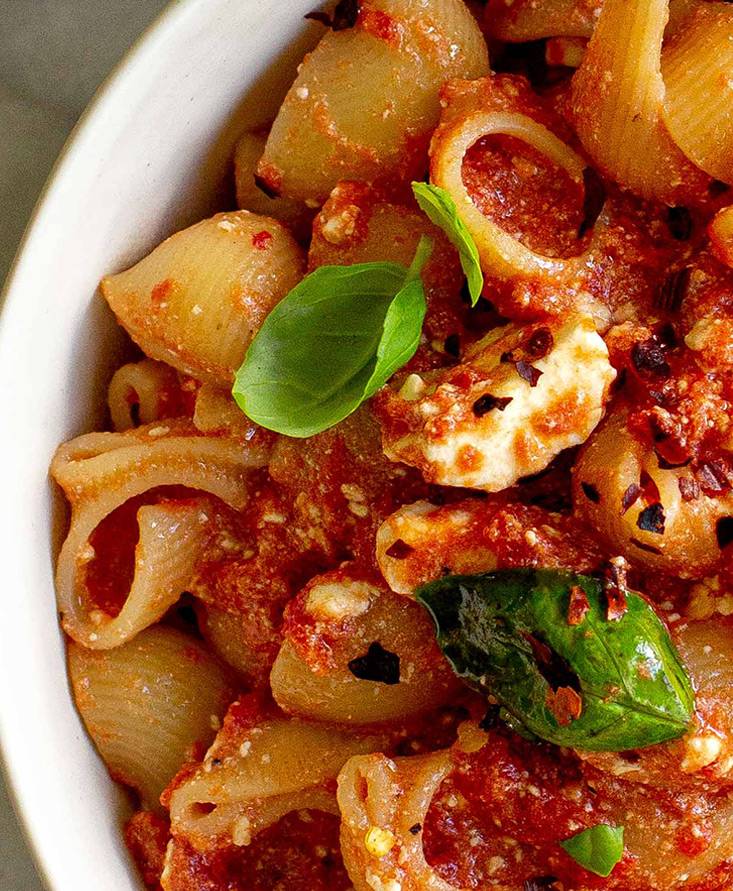Überbackene Tomaten- &amp; Feta-Pasta | Joni Gomes of @foodbyjonister ...