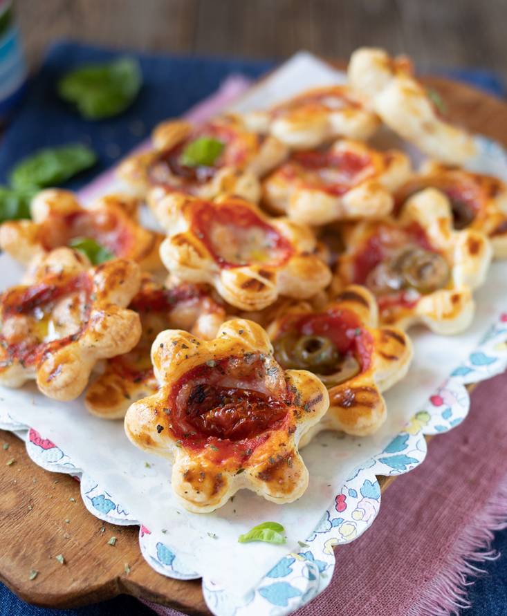 Minipizzen von Blätterteig