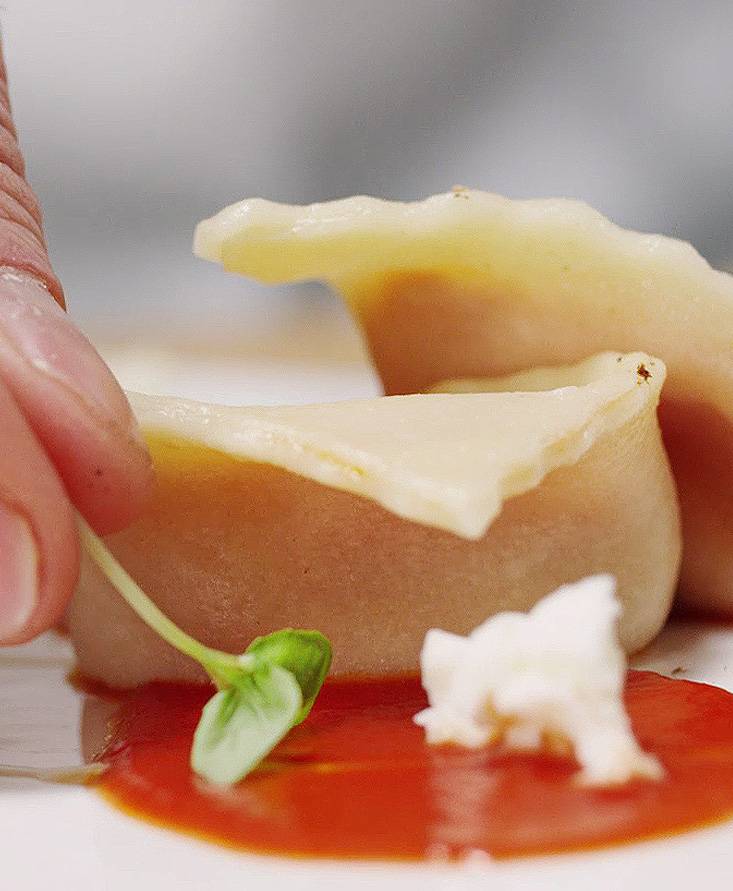 Ravioli mit Caprese-Füllung